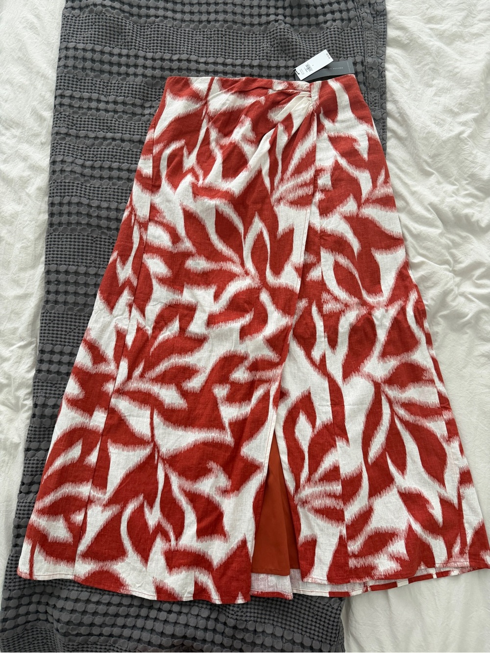 Banana Republic Factory Rust & White Leaf-Print Midi Skirt